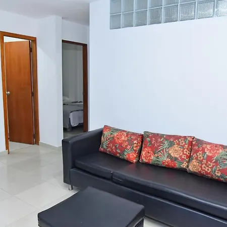 Beautiful 2 Bedroom *
